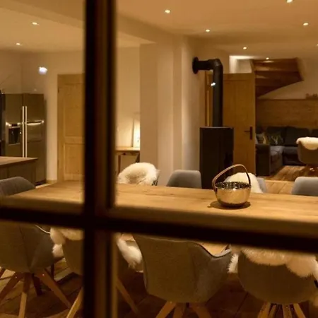 6bdr Holiday With Terrace And Mountain Views Villa *